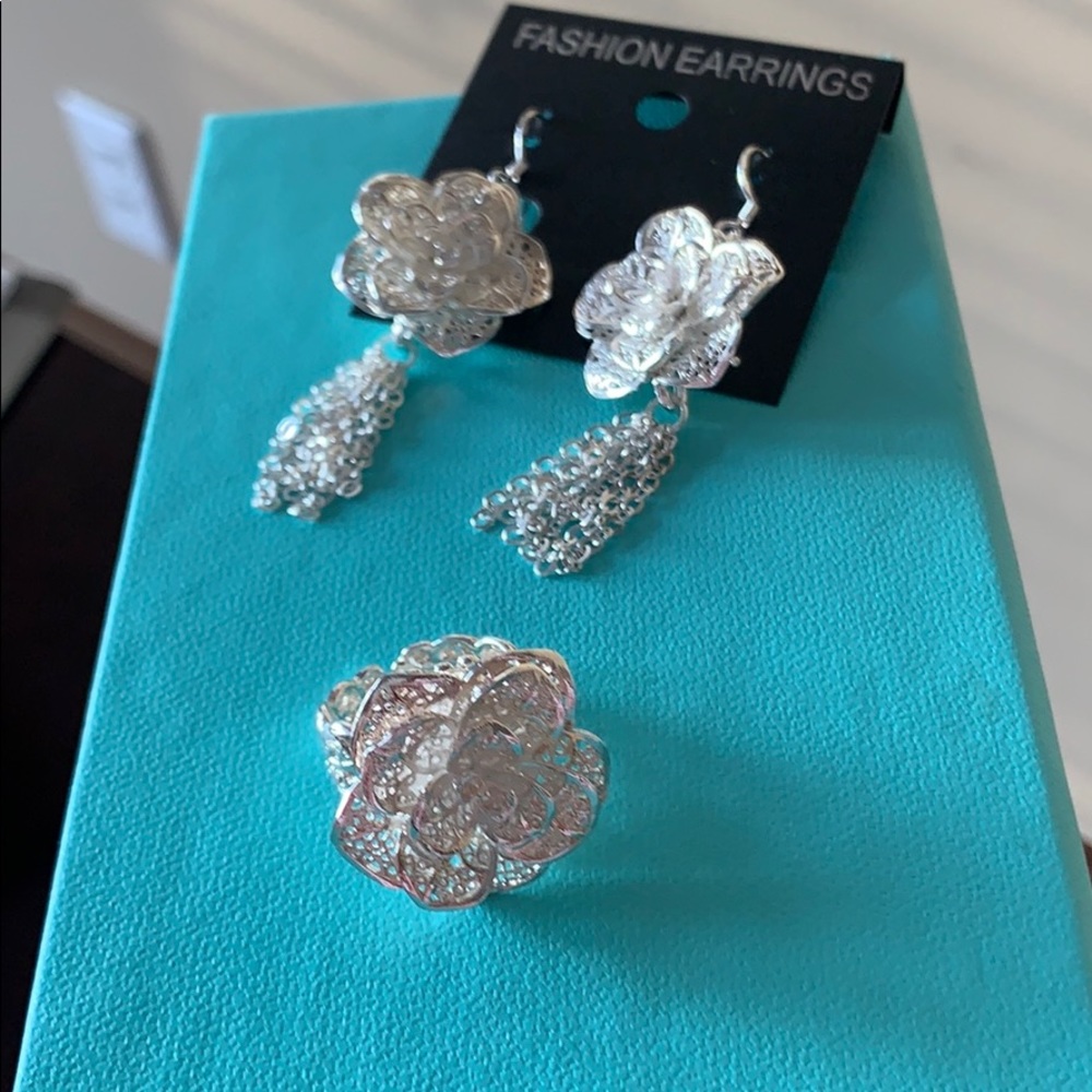 valentine’s gift set earring and resizable ring